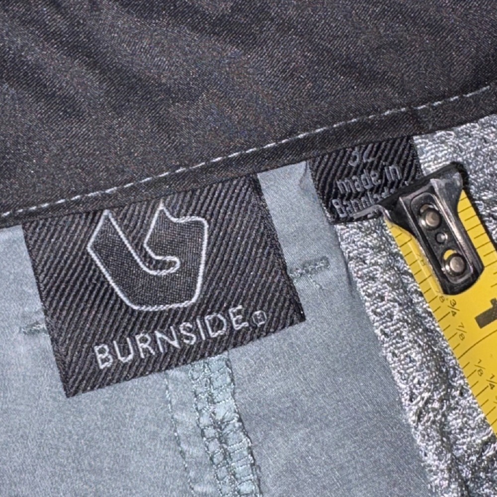 Burnside Men's Gray Cargo Shorts Size 32 Cotton Blend Casual Outdoor - Picture 2 of 7